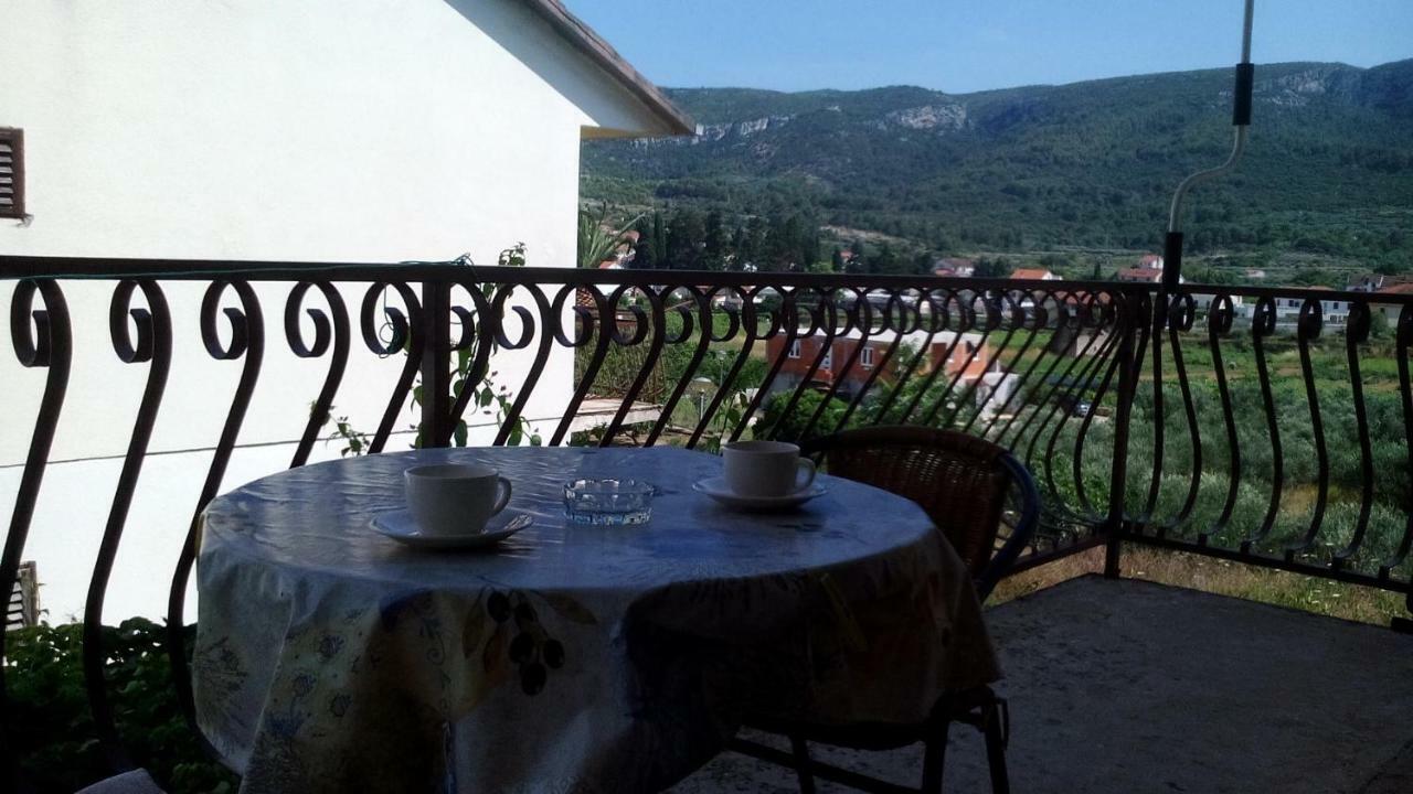 Studio With Balcony Jelsa  Dış mekan fotoğraf